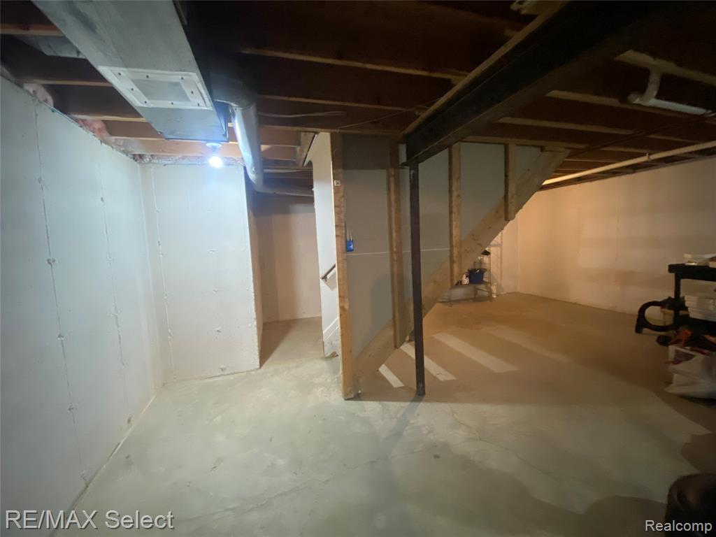 5057 Sandalwood Drive, Grand Blanc, MI 48439 — Photo 25