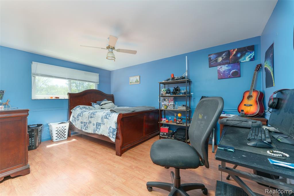 940 Rowland Road, Leonard, MI 48367 — Photo 31