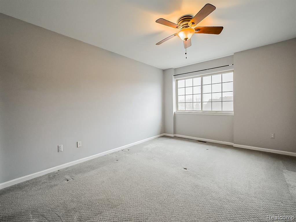 406 Old Pine Way, Walled Lake, MI 48390 — Photo 15