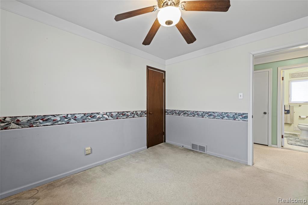 1069 Chippewa Street, Mount Clemens, MI 48043 — Photo 19