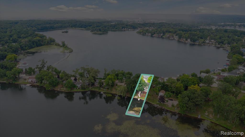 6201 Academy Drive, Brighton, MI 48116 — Photo 48