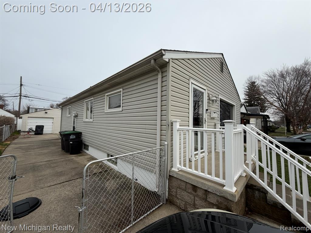 6671 Mayfair Street, Taylor, MI 48180 — Photo 2