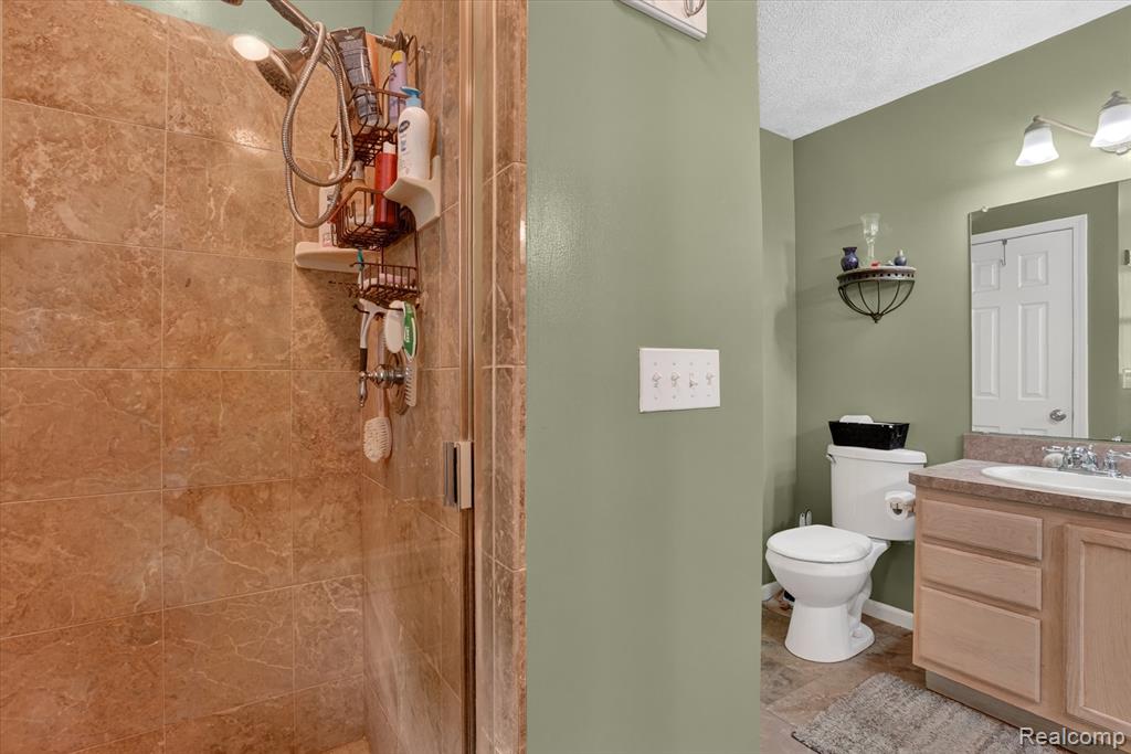 9565 Crofoot Road, Fowlerville, MI 48836 — Photo 26