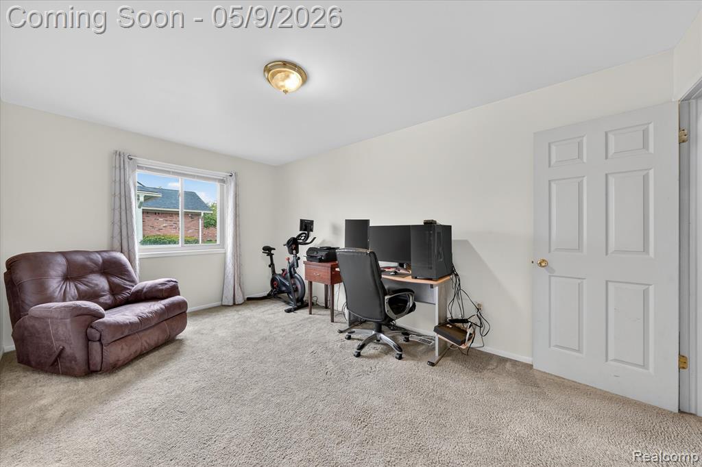 16621 Gatehouse Drive, Woodhaven, MI 48183 — Photo 23