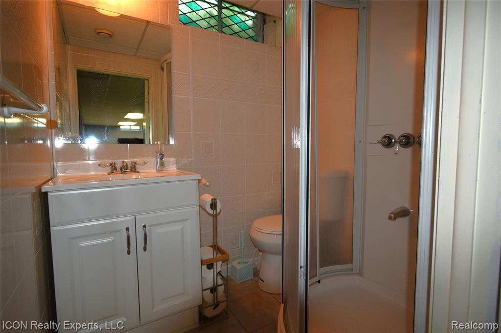 4438 Holmes Drive, Warren, MI 48092 — Photo 15