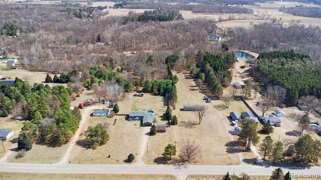 5912 Falkenbury Road, North Branch, MI 48461 — Photo 32
