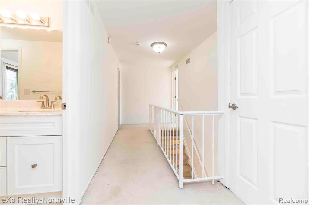 22853 CRANBROOKE Drive, Novi, MI — Photo 25