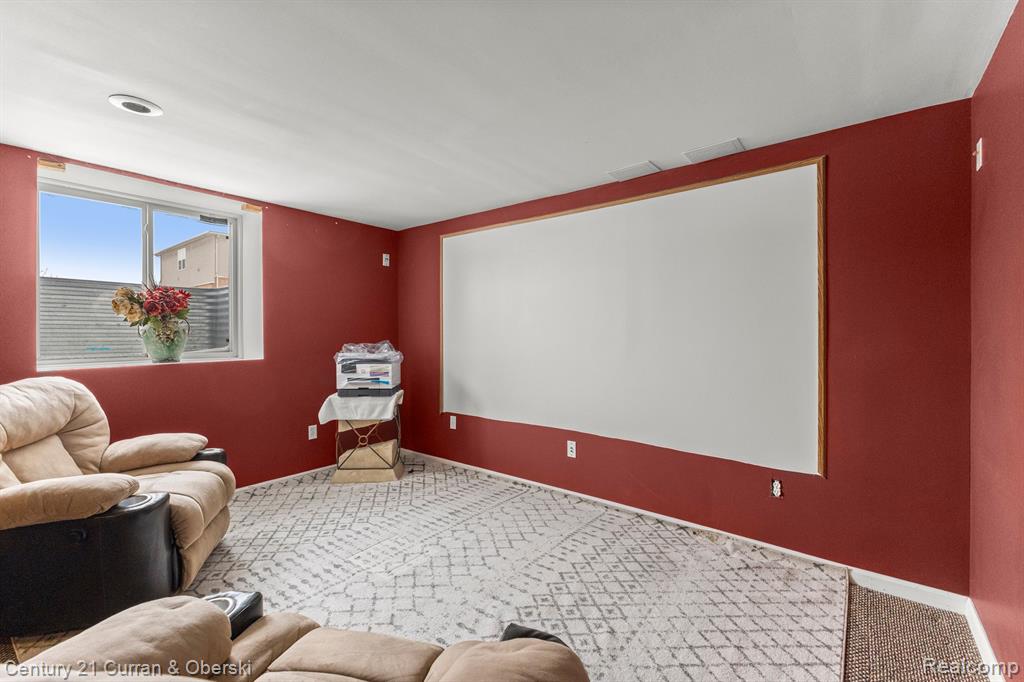 13765 COUNTRY WALK Boulevard, Belleville, MI 48111 — Photo 20