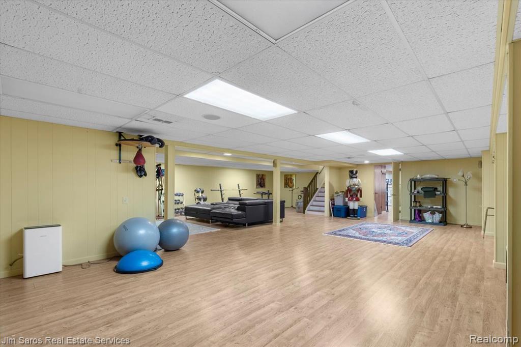 75 S Duval Road, Grosse Pointe Shores, MI 48236 — Photo 41