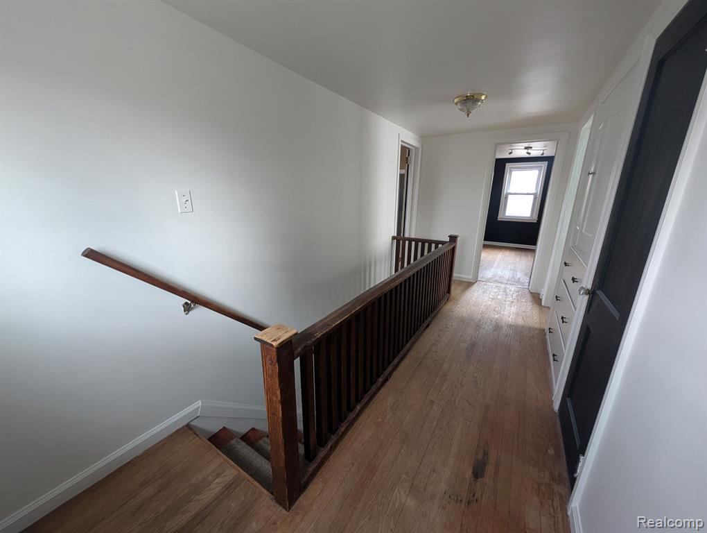 6652 Rockdale Street, Dearborn Heights, MI 48127 — Photo 29