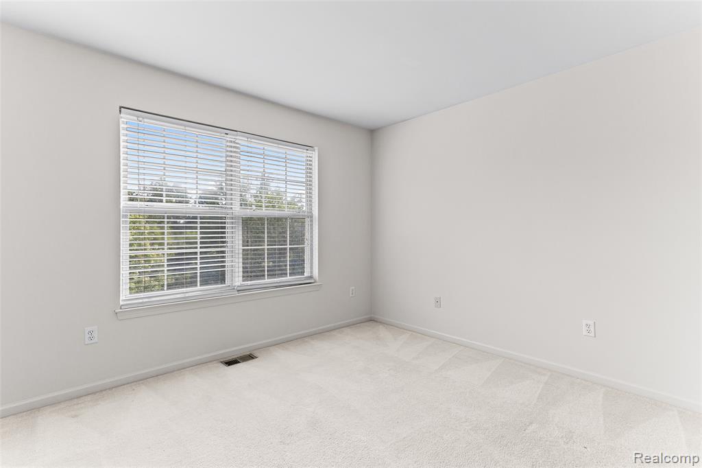 39621 SPRINGWATER Drive, Northville, MI — Photo 23