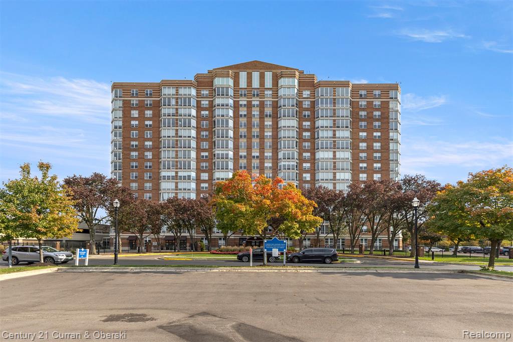 250 E Harbortown Drive, 708, Detroit, MI 48207 — front exterior