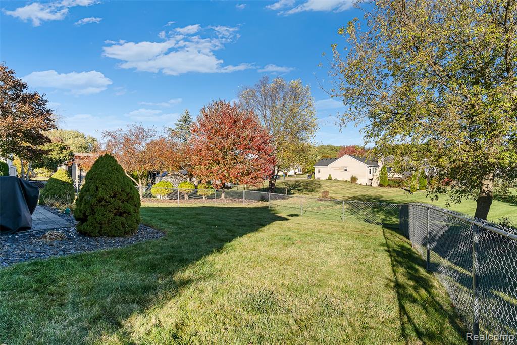 105 Turtle Trace, Pinckney, MI 48169 — Photo 26
