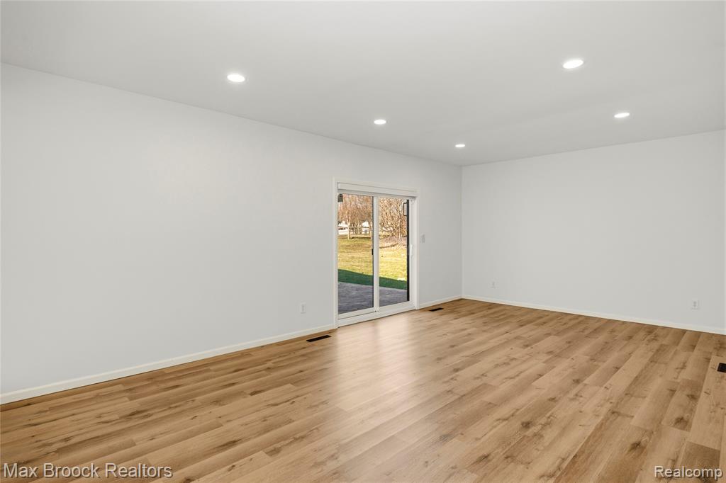5316 CENTERBROOK Drive, West Bloomfield, MI — Photo 16