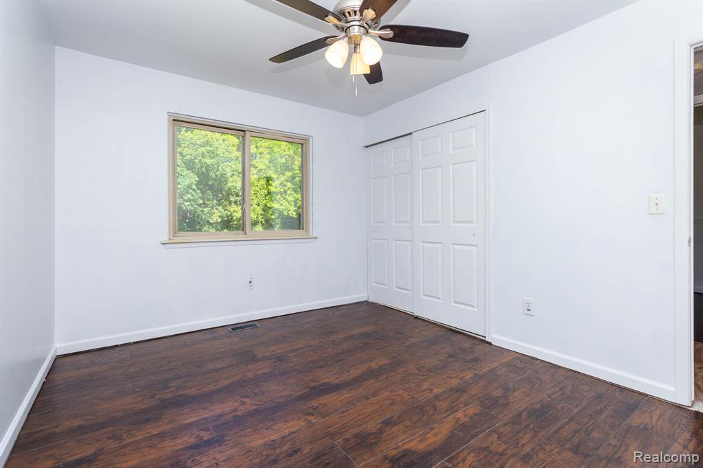 32016 Belcrest Road, Rockwood, MI — Photo 18