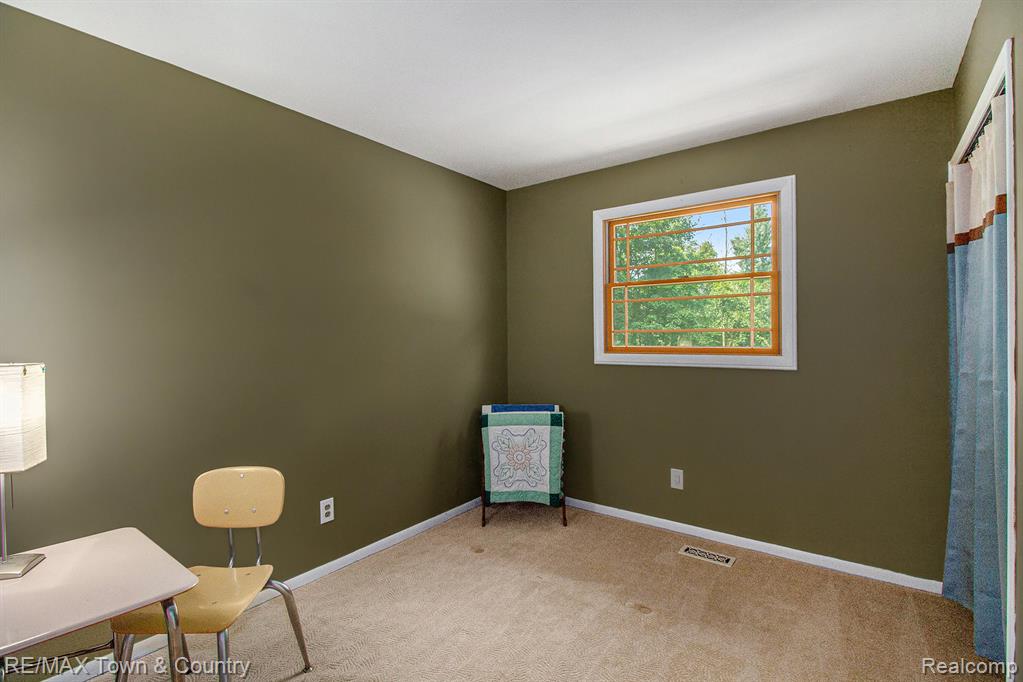 5555 Old Franklin Road, Grand Blanc, MI 48439 — Photo 19
