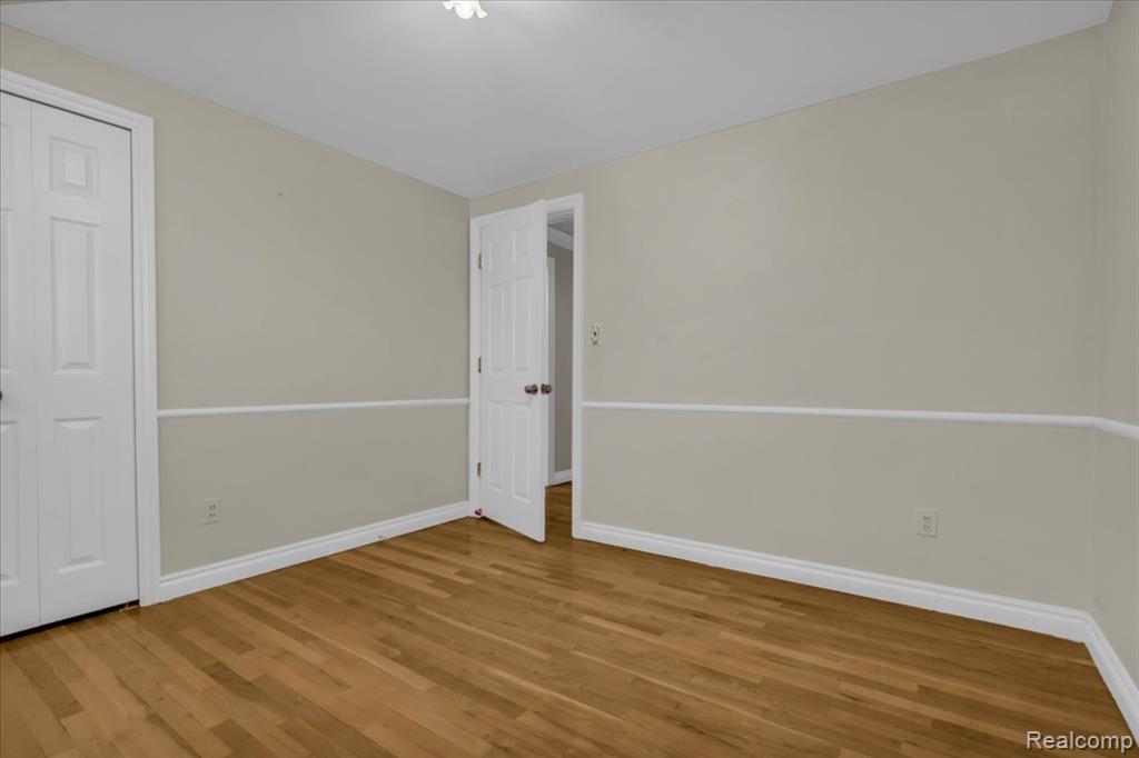 7477 Heather Heath Lane, West Bloomfield, MI — Photo 27