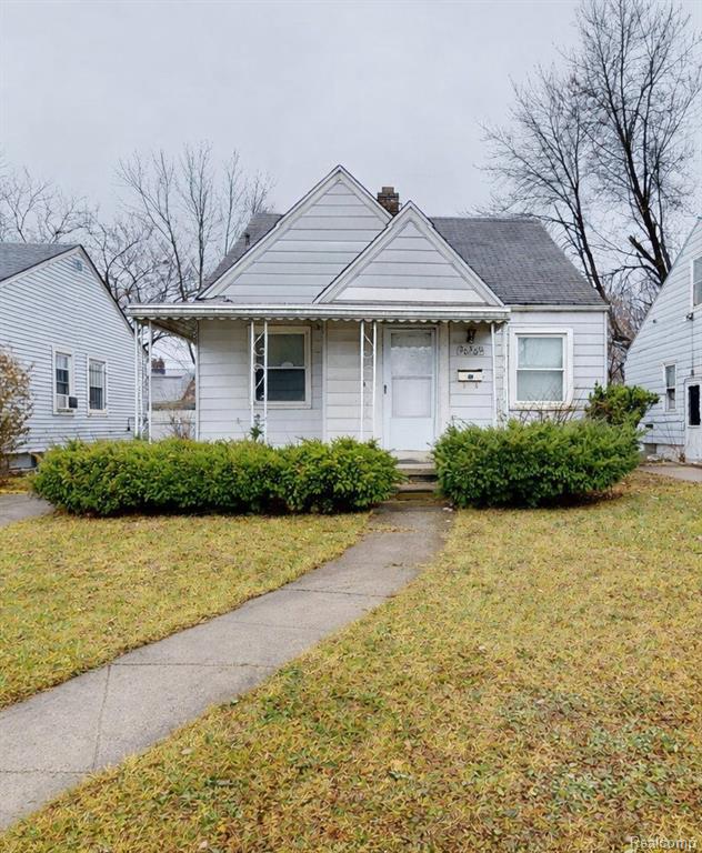 20300 McCormick Street, Detroit, MI 48224 — front exterior