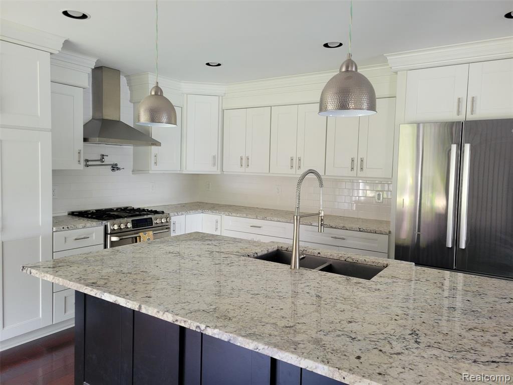 9635 Norman Road, Clarkston, MI 48348 — Photo 16
