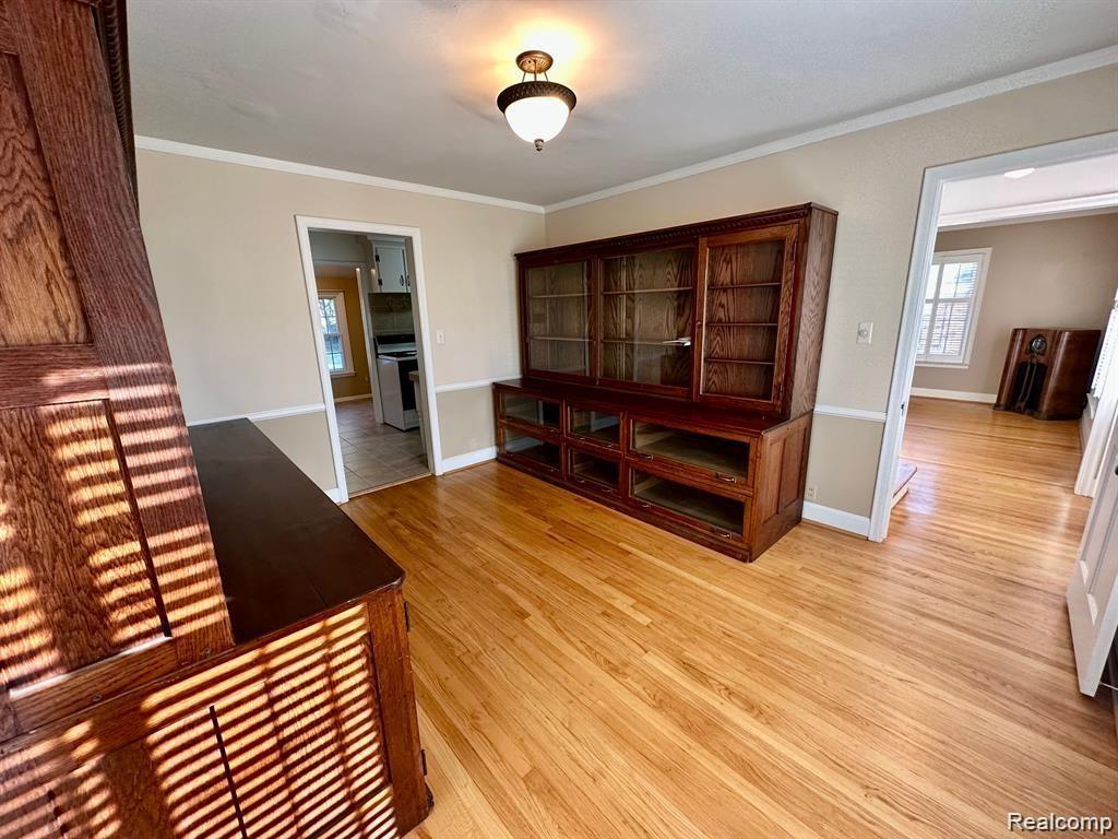 4302 SHERIDAN Drive, Royal Oak, MI 48073 — Photo 10
