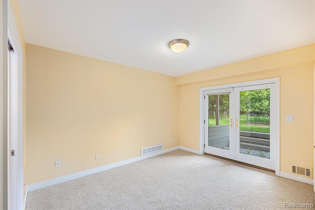 785 River Bend Drive, Rochester Hills, MI 48307 — Photo 40