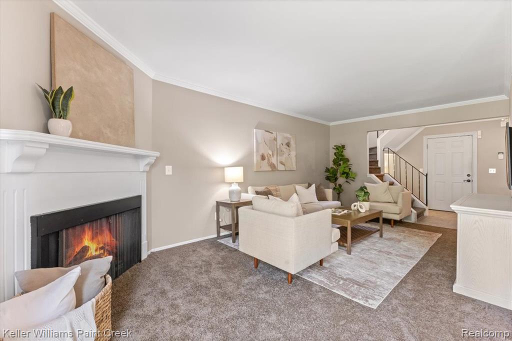 19610 Raleigh Circle N, Southfield, MI 48076 — Photo 9