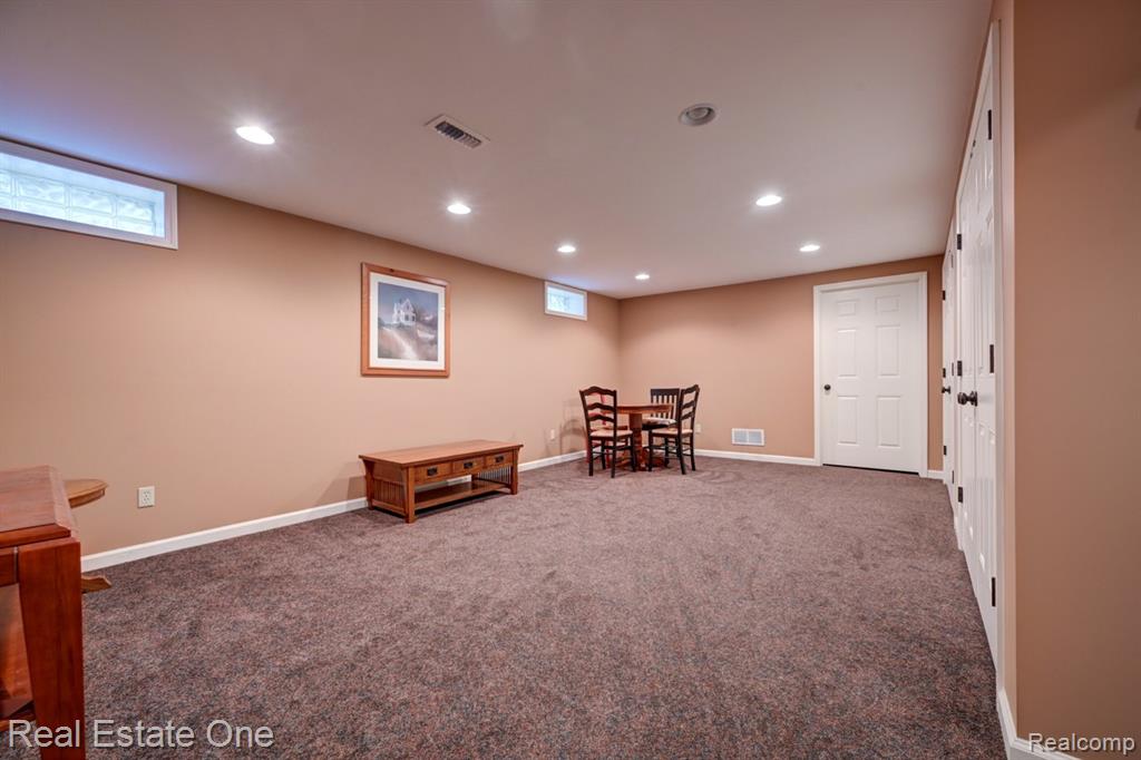 6564 Summit Ridge, Clarkston, MI — Photo 31