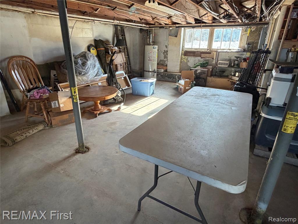 9280 RIVER Road, Clay, MI, 48001