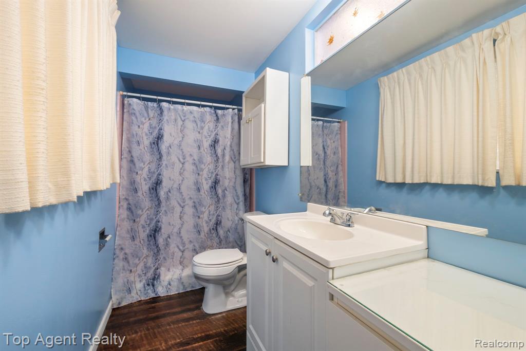 30151 Barbary Court, Warren, MI 48093 — Photo 28