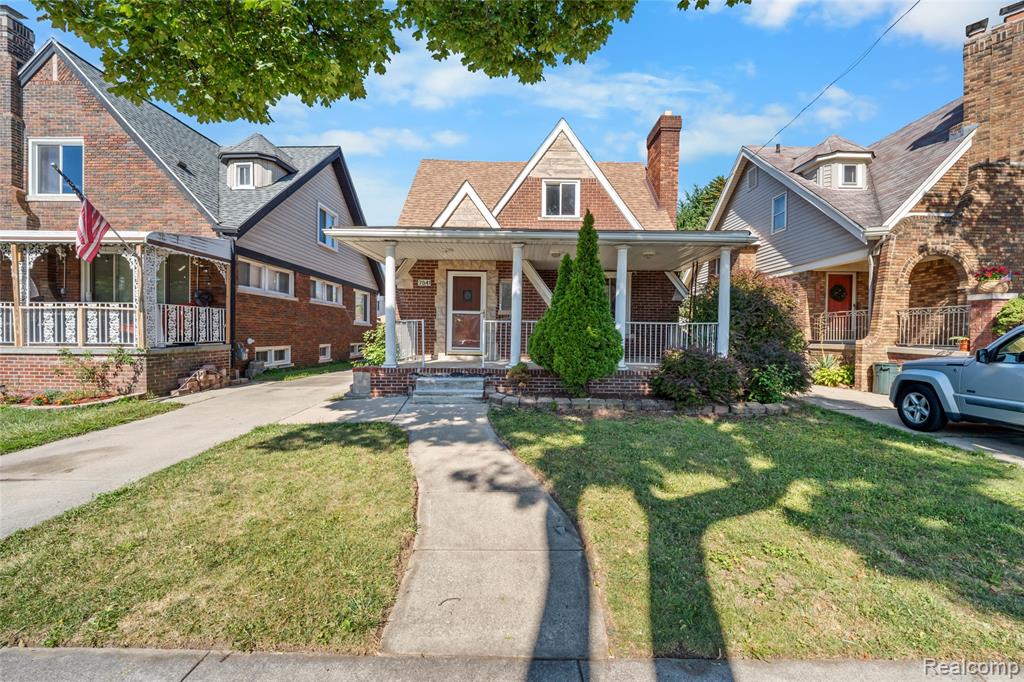 7841 E Morrow Circle, Dearborn, MI 48126