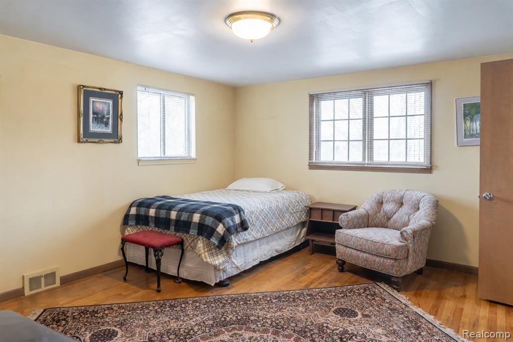 8362 Sunburst, Center Line, MI 48015 — Photo 33