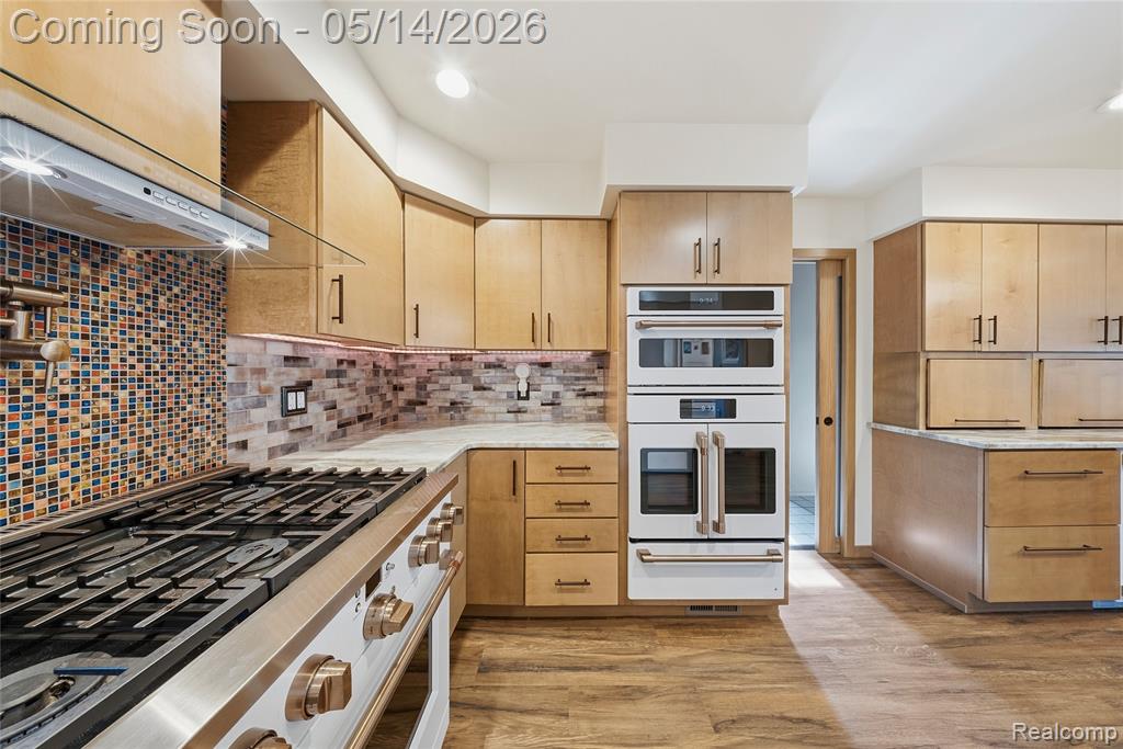 8727 Sarah Lane, Grosse Ile, MI 48138 — Photo 21