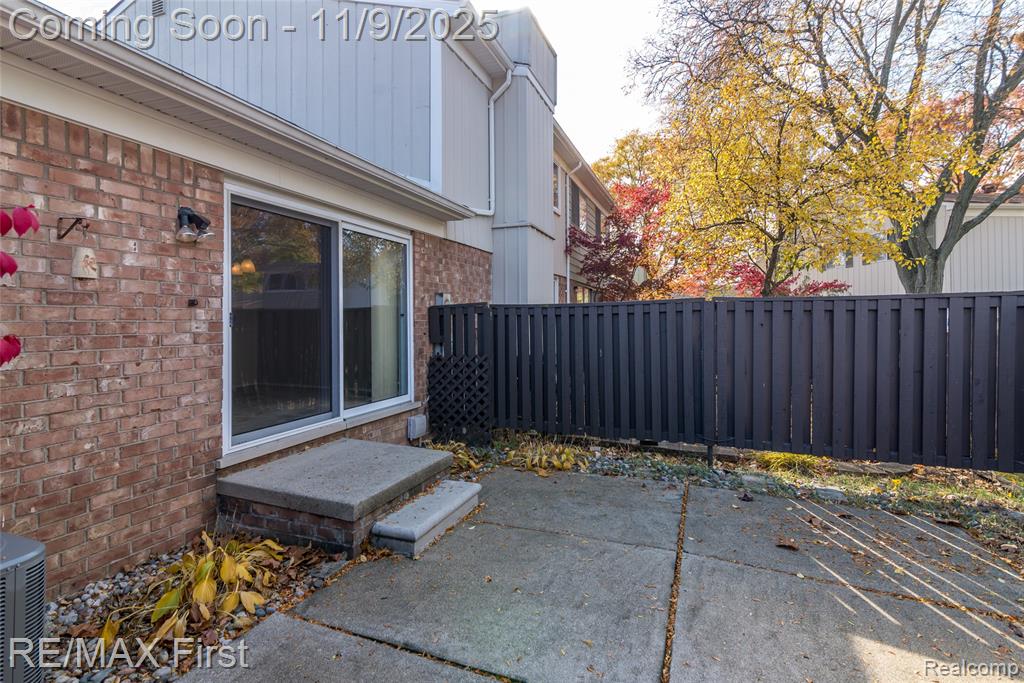 4909 Coventry Street, 287, Royal Oak, MI 48073 — Photo 6