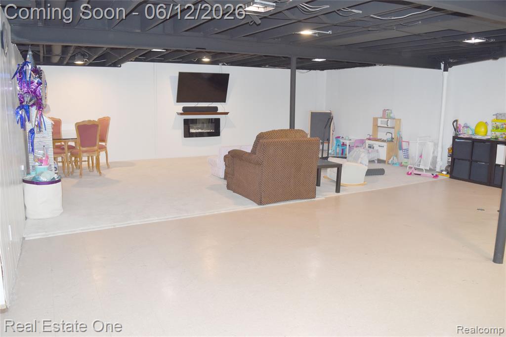 5324 Greenbriar Drive, West Bloomfield, MI 48323 — Photo 33