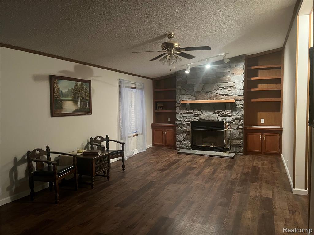 222 Chestnut Street NE, Kalkaska, MI 49646 — Photo 2
