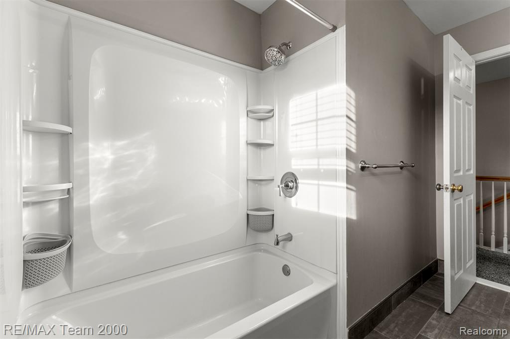 7314 Village Park Drive, Clarkston, MI — Photo 38