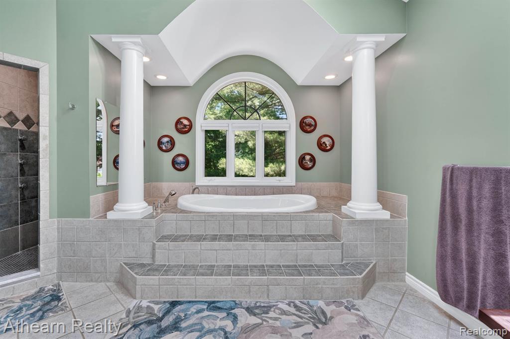 5326 Lake Forest Boulevard, Brighton, MI 48116 — Photo 48