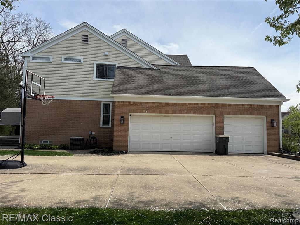 47272 Woodlong Drive, Canton, MI 48187 — Photo 60