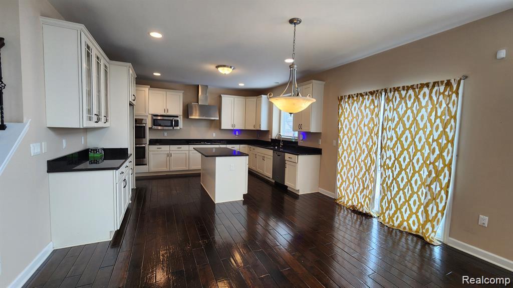 4872 W Stonegate Circle, Lake Orion, MI — Photo 25