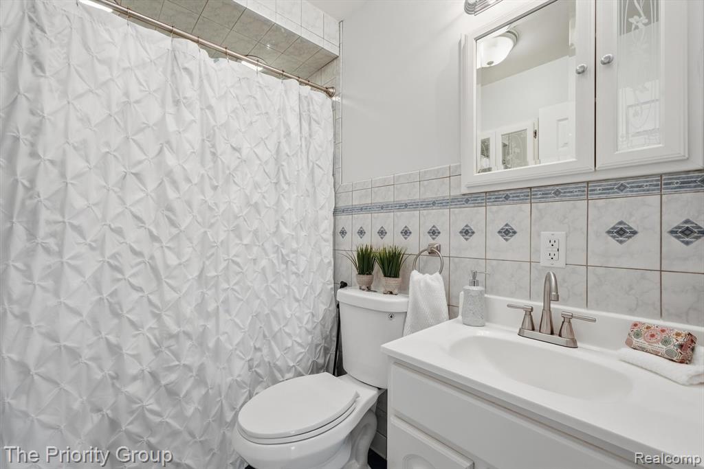 5235 Drayton Road, Clarkston, MI — Photo 22