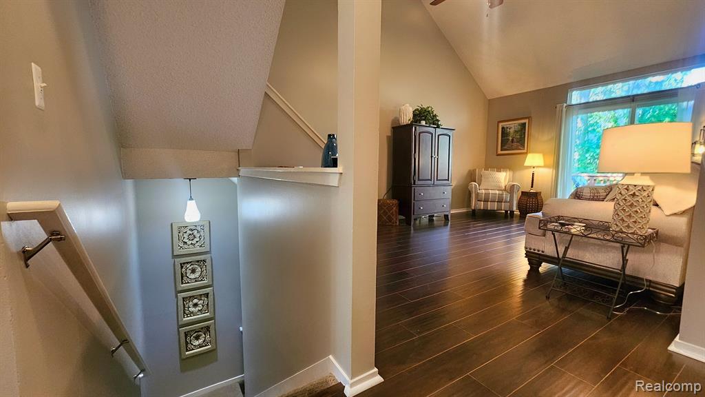 41778 WEBSTER Court, Novi, MI 48377 — Photo 8