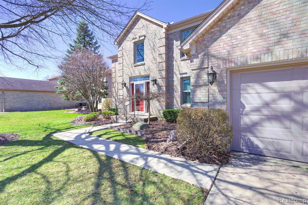 48089 Sonny Drive, Macomb, MI 48044 — Photo 3