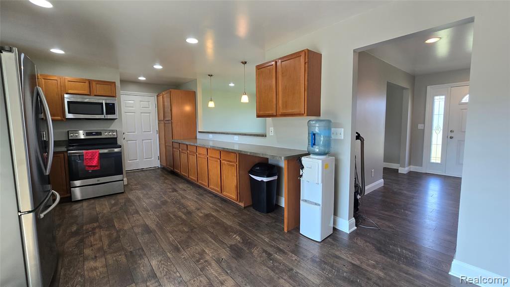1695 Stoddard Road, Columbus, MI — Photo 11