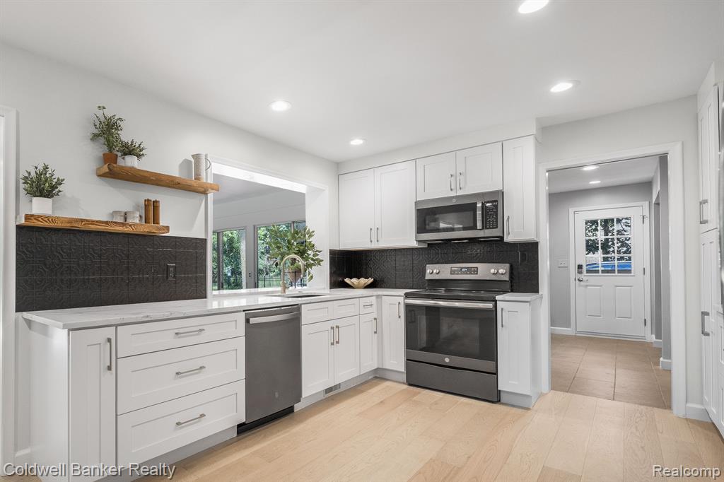 5679 Hunters Gate, Troy, MI 48098 — Photo 19