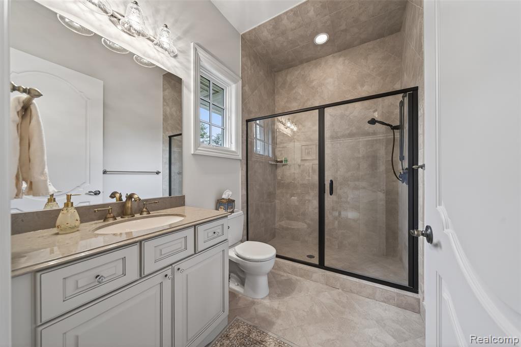6265 Dakota Circle, Bloomfield Hills, MI 48301 — Photo 24