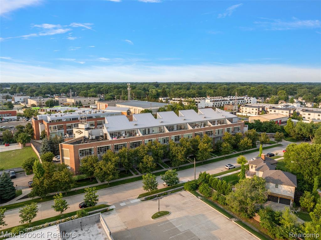 333 E Parent Avenue, Royal Oak, MI 48067
