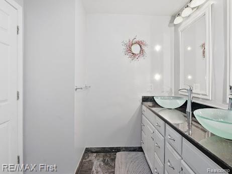 845 Langdon Court, Rochester Hills, MI 48307 — Photo 28