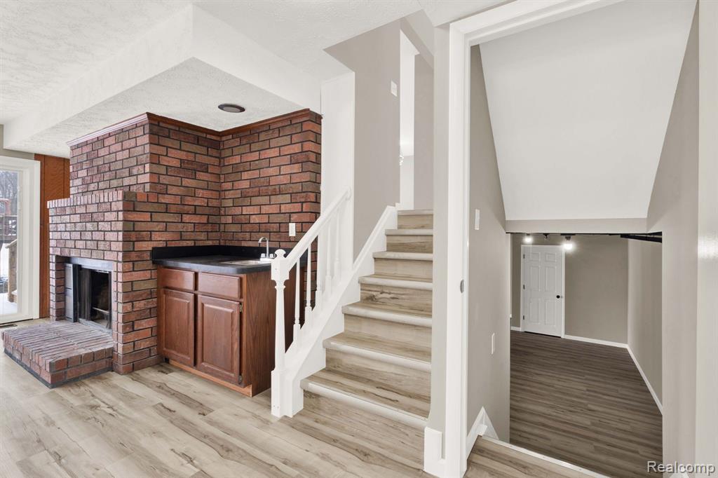 7820 Rampart Trail, Waterford, MI 48327 — Photo 46