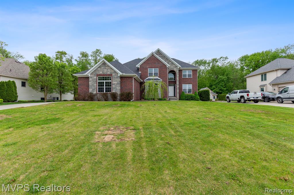 5325 SHOREWOOD Drive, Fort Gratiot, MI 48059 — Photo 3