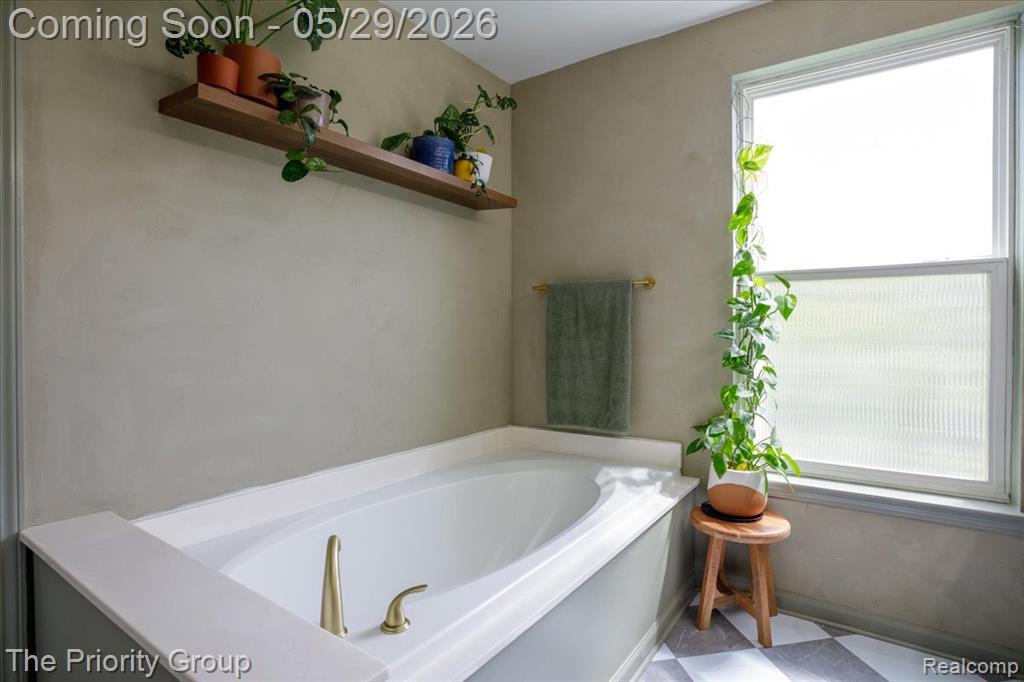 517 Deer Valley Road, Holly, MI 48442 — Photo 37